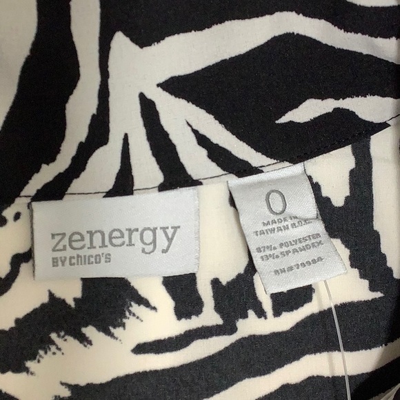 Chico’s 0 Zenergy Neema animal print dress size small NWT - Picture 4 of 15